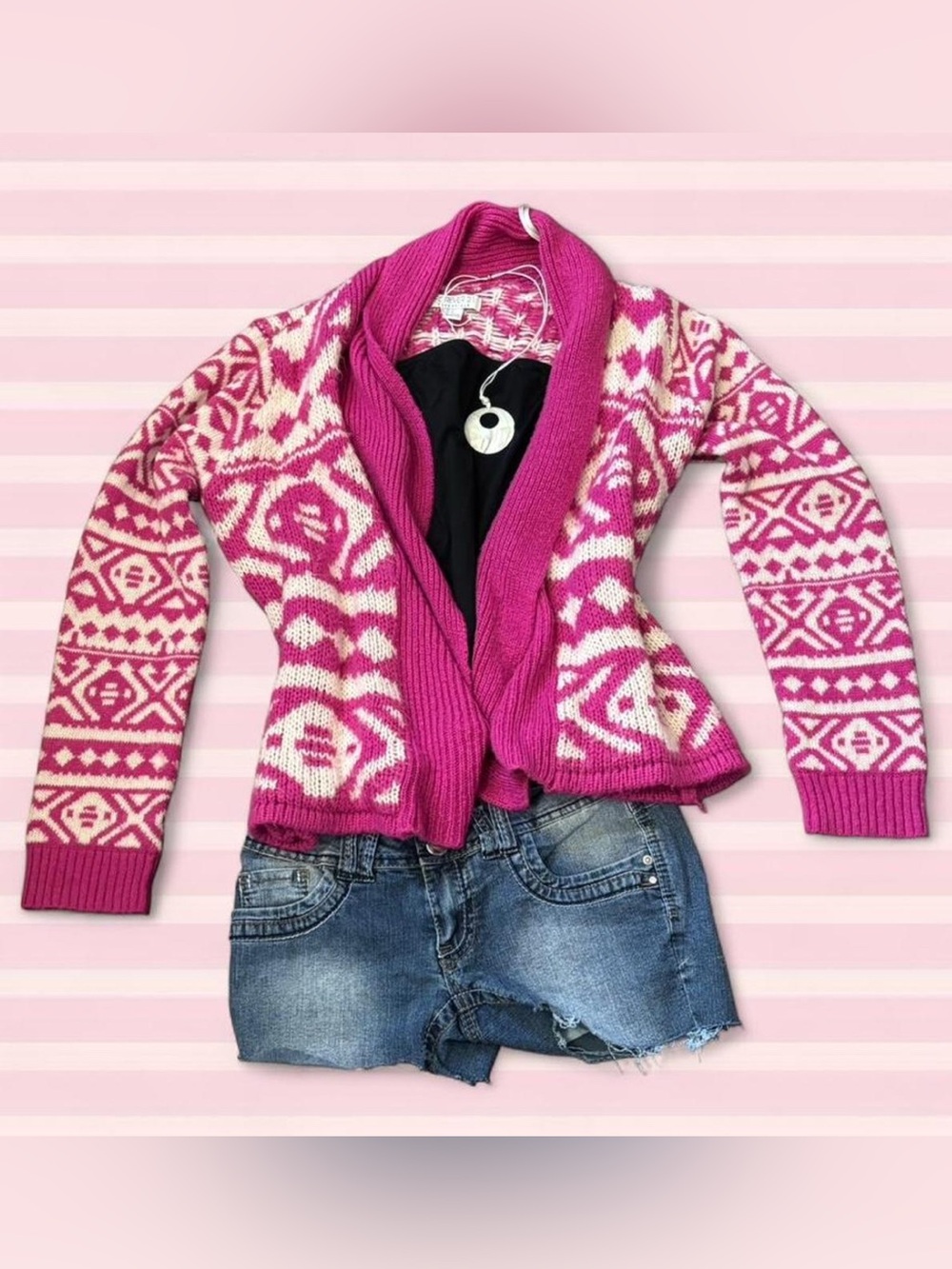 Forever 21 • Pink Patterned Open-Front Women's Cardigan Sweater